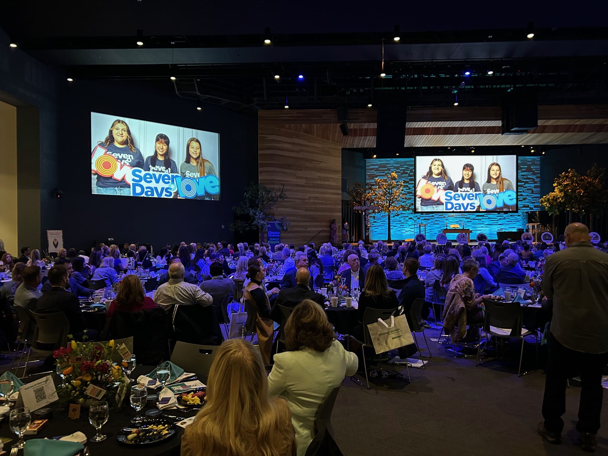 breakfast video screen